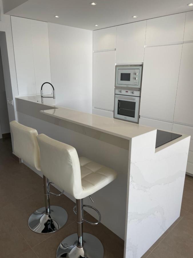 מיחאס Miraflores Beach - Playa First Line - Sea View - Luxury & Design Apartment מראה חיצוני תמונה