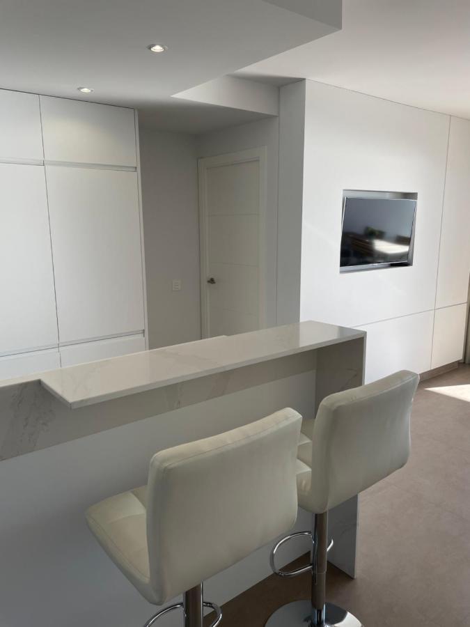 מיחאס Miraflores Beach - Playa First Line - Sea View - Luxury & Design Apartment מראה חיצוני תמונה